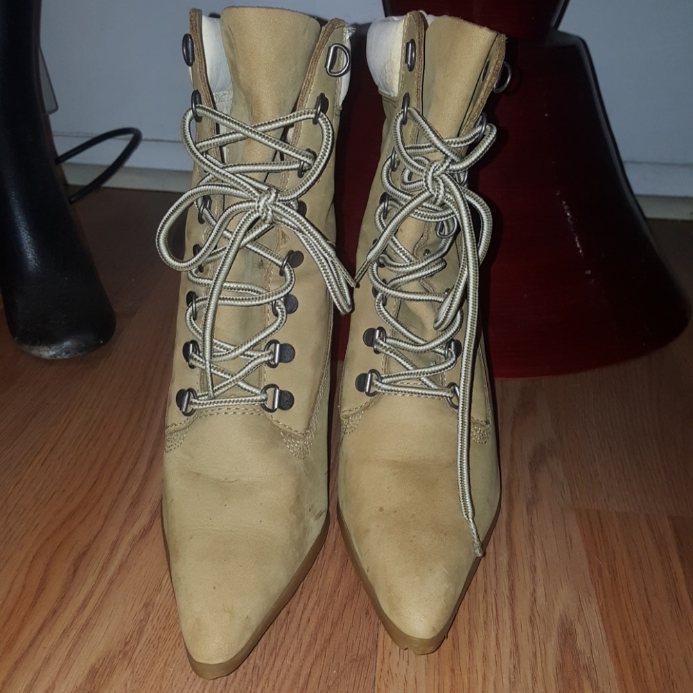 Steve Madden Butter style boots 7.5